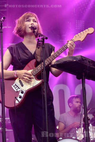 MINA TINDLE - 2015-06-25 - PARIS - Place de la Republique - 